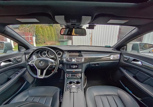 Mercedes-Benz CLS cena 112500 przebieg: 102632, rok produkcji 2012 z Tyszowce małe 56